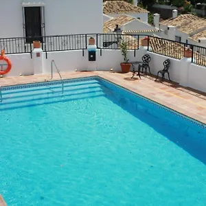Pueblo Cosy Townhouse, Sleeps 4 Holiday home